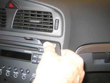Brodit ProClip 853650 voor Volvo XC70 2005-2007, Volvo V70 N 2005-2008 en Volvo S60 2005-2010 - ProClip geplaatst in het voertuig