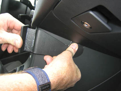 Brodit ProClip 853652 voor Volkswagen Passat CC 2009-2017, Volkswagen Passat Alltrack 2012-2015 e.a. - detail van dashboardmontage