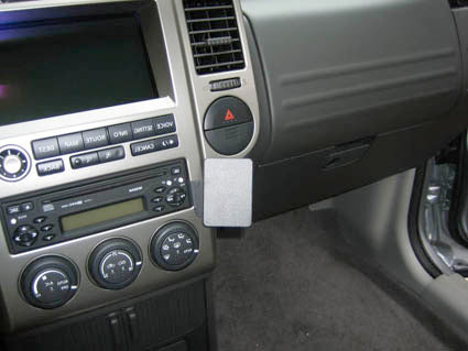 Brodit ProClip 853653 voor Nissan X-Trail 2004-2007 - installatiepositie