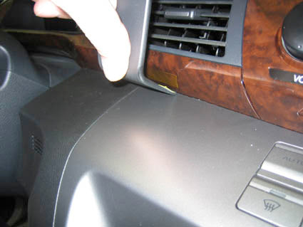 Brodit ProClip 853667 voor Honda FR-V 2005-2011 - ProClip geplaatst in het voertuig