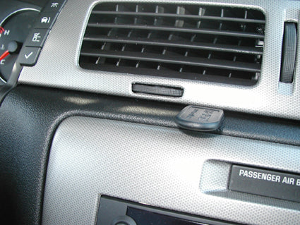 Brodit ProClip 853684 voor Chevrolet Impala 2006-2013 - montagepositie op dashboard
