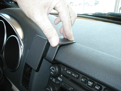 Brodit ProClip 853686 voor Chevrolet SSR 2003-2006 - detail van dashboardmontage