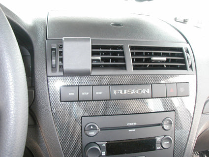 Brodit ProClip 853691 voor Ford Fusion 2006-2009 en Mercury Milan 2006-2009 - installatiepositie