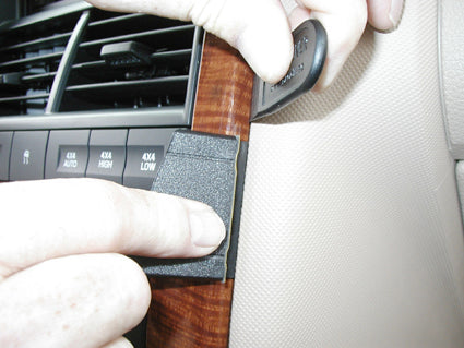 Brodit ProClip 853694 voor Ford Explorer Sport Track 2007-2010 en Ford Explorer 2006-2010 - montagepositie op dashboard