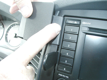 Brodit ProClip 853698 voor Jeep Grand Cherokee 2005-2007 - ProClip geplaatst in het voertuig