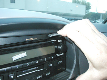 Brodit ProClip 853706 voor Toyota Tundra 2000-2006 en Toyota Sequoia 2001-2007 - ProClip geplaatst in het voertuig