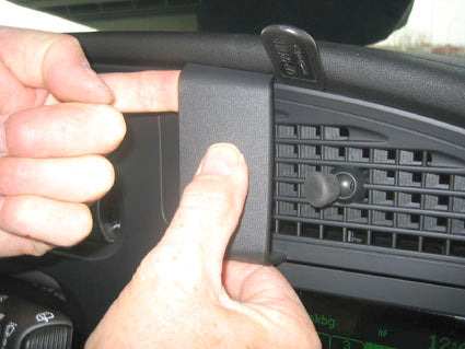 Brodit ProClip 853718 voor Saab 9-5 2006-2010 - ProClip geplaatst in het voertuig