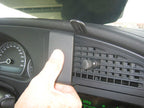 Brodit ProClip 853718 voor Saab 9-5 2006-2010 - detail van dashboardmontage