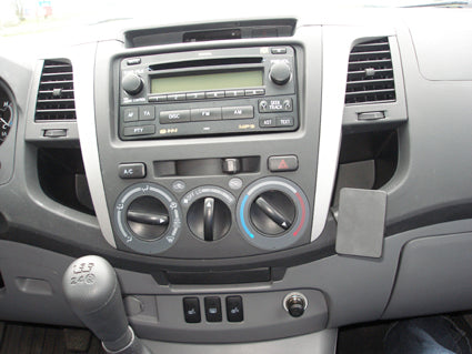 Brodit ProClip 853722 voor Toyota HiLux 2006-2011 en Toyota Fortuner 2006-2010 - installatiepositie