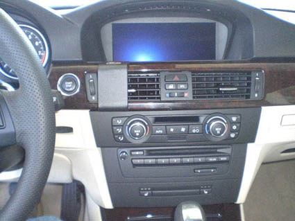 Brodit ProClip 853737 voor BMW 3-series E90, E91, E92, E93 2005-2012 - installatiepositie
