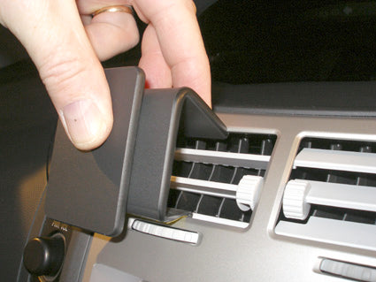 Brodit ProClip 853741 voor Toyota Yaris 2006-2011 - ProClip geplaatst in het voertuig