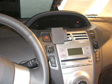 Brodit ProClip 853741 voor Toyota Yaris 2006-2011 - installatiepositie