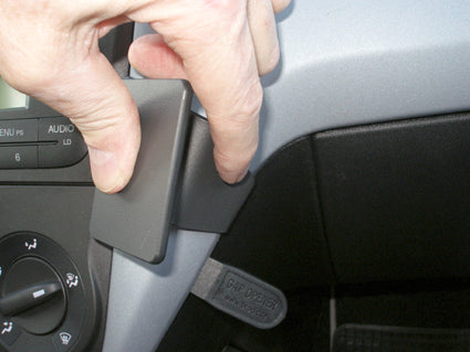 Brodit ProClip 853746 voor Fiat Punto Grande 2006-2013 - detail van dashboardmontage