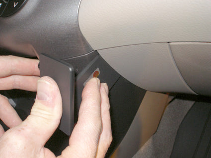 Brodit ProClip 853754 voor Toyota RAV 4 2006-2012 - ProClip geplaatst in het voertuig