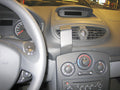 Brodit ProClip 853796 voor Renault Clio Tourer 2008-2012 en Renault Clio III 2006-2012 - installatiepositie