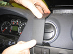 Brodit ProClip 853797 voor Ford Fusion 2006-2012 - detail van dashboardmontage