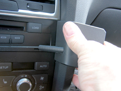 Brodit ProClip 853813 voor Audi Q7 2006-2015 - ProClip geplaatst in het voertuig