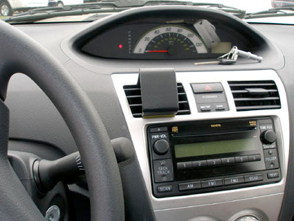 Brodit ProClip 853835 voor Toyota Yaris 4-doors 2007-2011 - detail van dashboardmontage