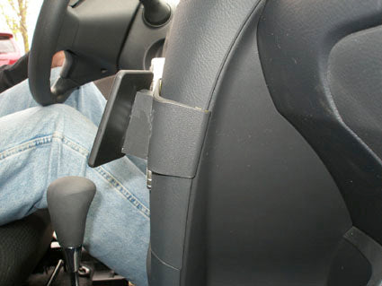 Brodit ProClip 853836 voor Toyota Yaris 4-doors 2007-2011 - detail van dashboardmontage