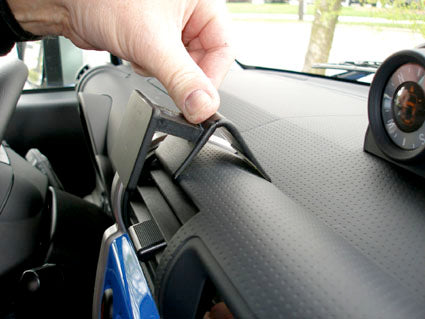 Brodit ProClip 853837 voor Toyota FJ Cruiser 2007-2015 - ProClip geplaatst in het voertuig