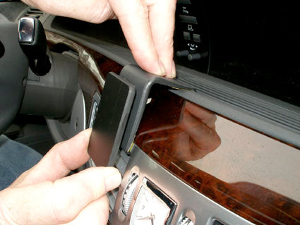 Brodit ProClip 853852 voor Mercedes Benz S-Class 2006-2013 - ProClip geplaatst in het voertuig
