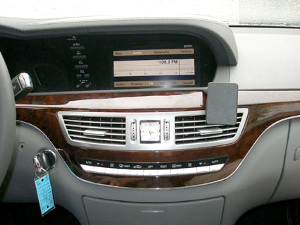 Brodit ProClip 853853 voor Mercedes Benz S-Class 2006-2013 - installatiepositie