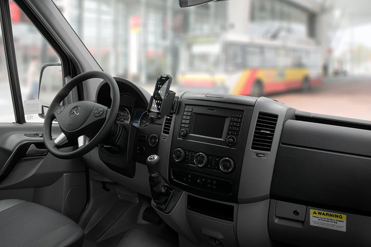 Brodit ProClip 853873 voor Dodge Sprinter 2007-2018, Mercedes Benz Sprinter 2007-2018 en Volkswagen Crafter 2007-2016 - montagefoto 7