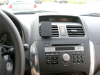 Brodit ProClip 853883 voor Fiat Sedici 2007-2009 en Suzuki SX4 2007-2010 - installatiepositie