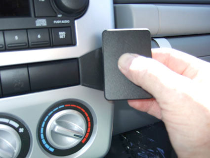 Brodit ProClip 853914 voor Chrysler PT Cruiser 2006-2010 - ProClip geplaatst in het voertuig