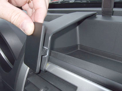 Brodit ProClip 853929 voor Dodge Nitro 2007-2010 - ProClip geplaatst in het voertuig