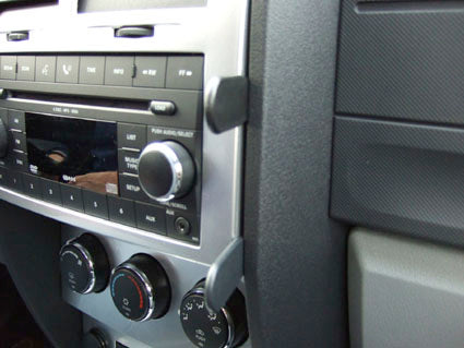 Brodit ProClip 853930 voor Dodge Nitro 2007-2012 - montagepositie op dashboard