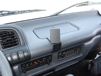 Brodit ProClip 853933 voor Chevrolet W-series 1999-2007, GMC W-series 1999-2007 en Isuzu N-series 1999-2007 - installatiepositie