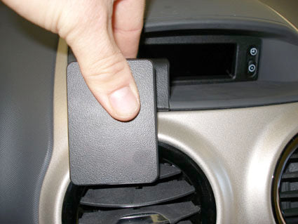 Brodit ProClip 853955 voor Opel Corsa 2007-2014 - detail van dashboardmontage