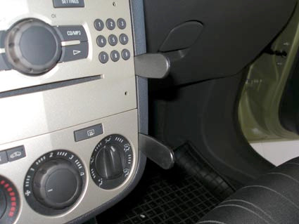 Brodit ProClip 853956 voor Opel Corsa 2007-2014 - montagepositie op dashboard