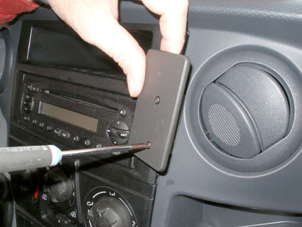 Brodit ProClip 853969 voor Iveco Daily 2006-2014 - detail van dashboardmontage