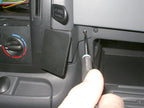 Brodit ProClip 853973 voor Citroen Jumpy 2nd Gen 2007-2016, Fiat Scudo 2007-2016 e.a. - detail van dashboardmontage