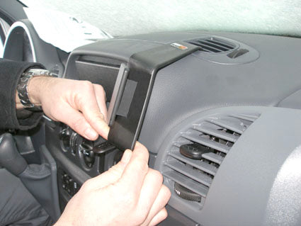 Brodit ProClip 853980 voor Mercedes Benz Sprinter 2000-2006 - ProClip geplaatst in het voertuig