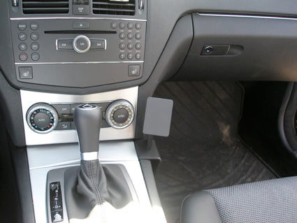 Brodit ProClip 853994 voor Mercedes Benz C-Class (180-320) 2007-2010 en Mercedes Benz C-Class (180-320) 2008-2010 - installatiepositie