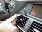 Brodit ProClip 854007 voor BMW X6 2009-2014 en BMW X5 2007-2013 - detail van dashboardmontage