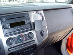Brodit ProClip 854014 voor Ford Super Duty 2008-2010, Ford F-Series 550 2008-2010 e.a. - detail van dashboardmontage