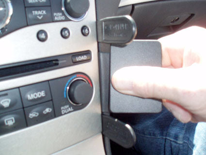 Brodit ProClip 854022 voor Infiniti Q40 2015-2018, Infiniti G37 Sedan 2009-2013 e.a. - ProClip geplaatst in het voertuig