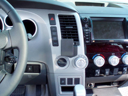 Brodit ProClip 854024 voor Toyota Tundra 2007-2013 en Toyota Sequoia 2008-2017 - detail van dashboardmontage
