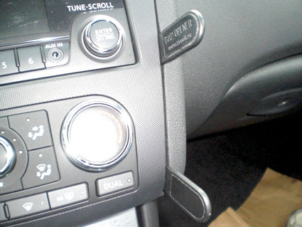 Brodit ProClip 854038 voor Nissan Altima 2007-2012 - montagepositie op dashboard
