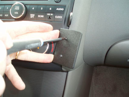 Brodit ProClip 854038 voor Nissan Altima 2007-2012 - detail van dashboardmontage
