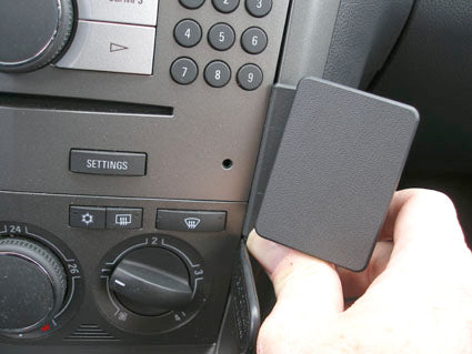 Brodit ProClip 854054 voor Opel Antara 2007-2015 - ProClip geplaatst in het voertuig