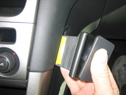 Brodit ProClip 854072 voor Peugeot 308 2008-2014 - montagepositie op dashboard