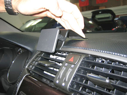 Brodit ProClip 854074 voor Fiat Bravo 2008-2014 - detail van dashboardmontage