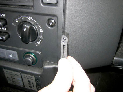 Brodit ProClip 854078 voor Land Rover Defender 2007-2016 - ProClip geplaatst in het voertuig