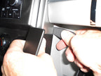 Brodit ProClip 854092 voor Jeep Liberty 2008-2012 en Jeep Cherokee 2009-2012 - detail van dashboardmontage
