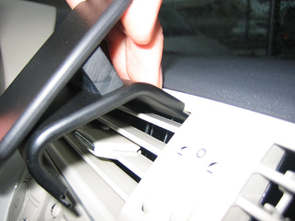 Brodit ProClip 854124 voor Fiat 500 2010-2015 en Fiat 500 2007-2015 - ProClip geplaatst in het voertuig